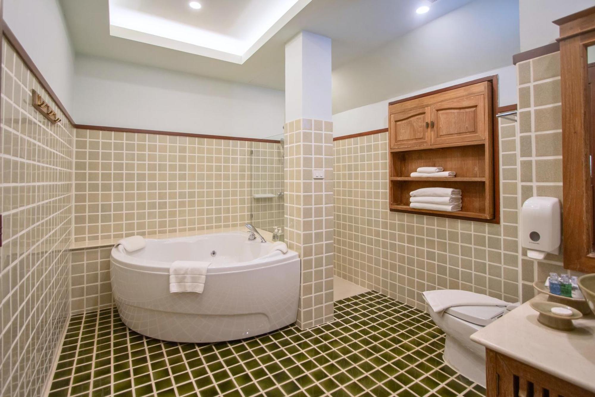 Rich Garden House Hotel Чиангмай Екстериор снимка
